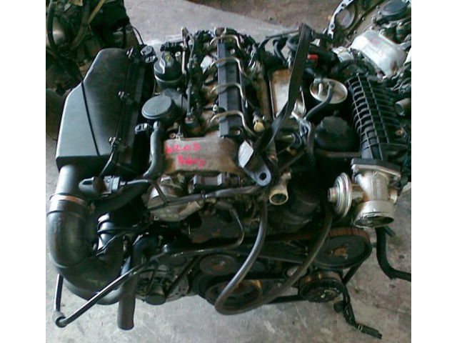 MERCEDES W 203 C 220 CDI двигатель голый OM 611