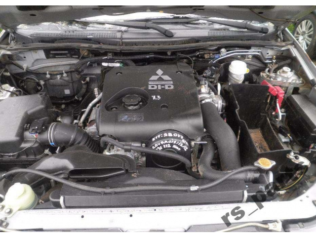 MITSUBISHI PAJERO L200 двигатель 4D56HP 2, 5 DID 136KM