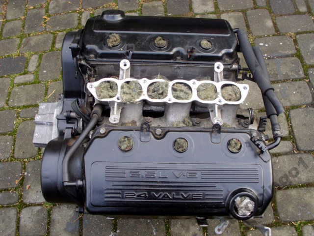 CHRYSLER STRATUS 95-00r 2.5 V6 двигатель АКПП