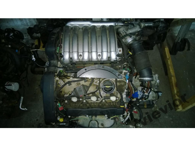 Двигатель Peugeot 407 citoren C5 3, 0 V6
