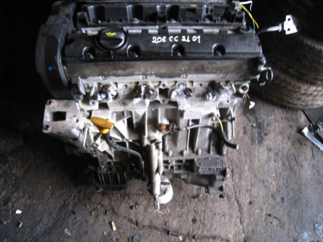 PEUGEOT 206 CC 2001 2.0 двигатель