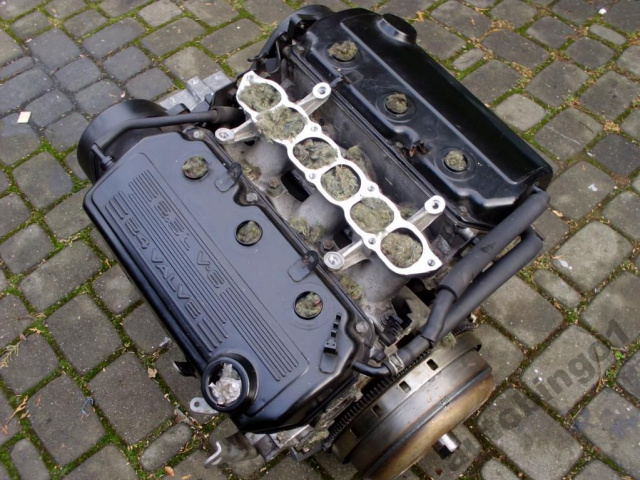 CHRYSLER STRATUS 95-00r 2.5 V6 двигатель АКПП