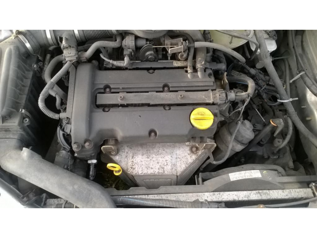 Двигатель Opel Corsa Agila 1.2 16v z гарантия