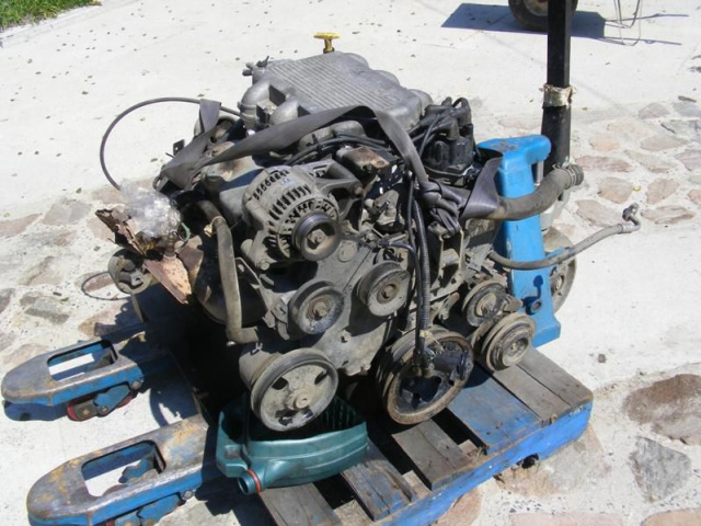 Двигатель 3.0 CHRYSLER VOYAGER DODGE CARAVAN 96-00r