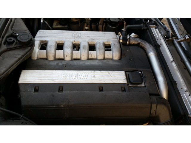 BMW E34 525 TD 2.5TD запчасти двигатель
