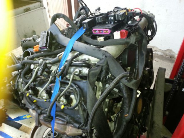 AUDI A4 A5 двигатель 2.7 TDI CGK голый без навесного оборудования
