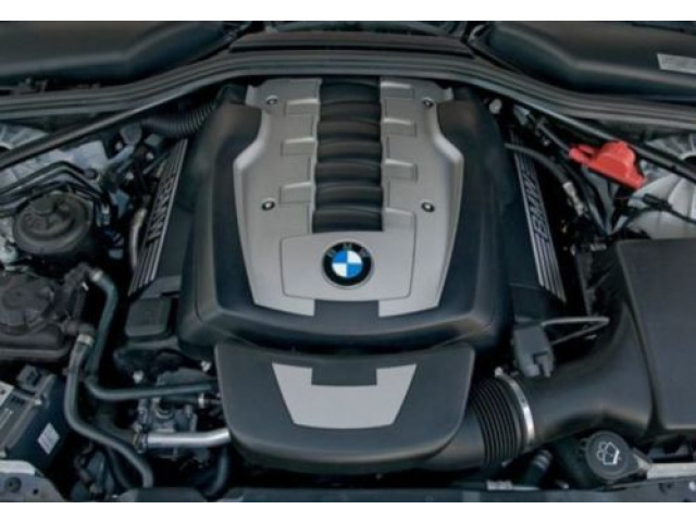 BMW E60 E61 545 4.4 333KM N62B44 двигатель в сборе