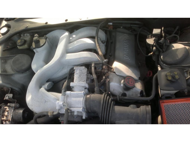 Двигатель 3, 0 V6 JAGUAR S-TYPE 89 000 миль гарантия